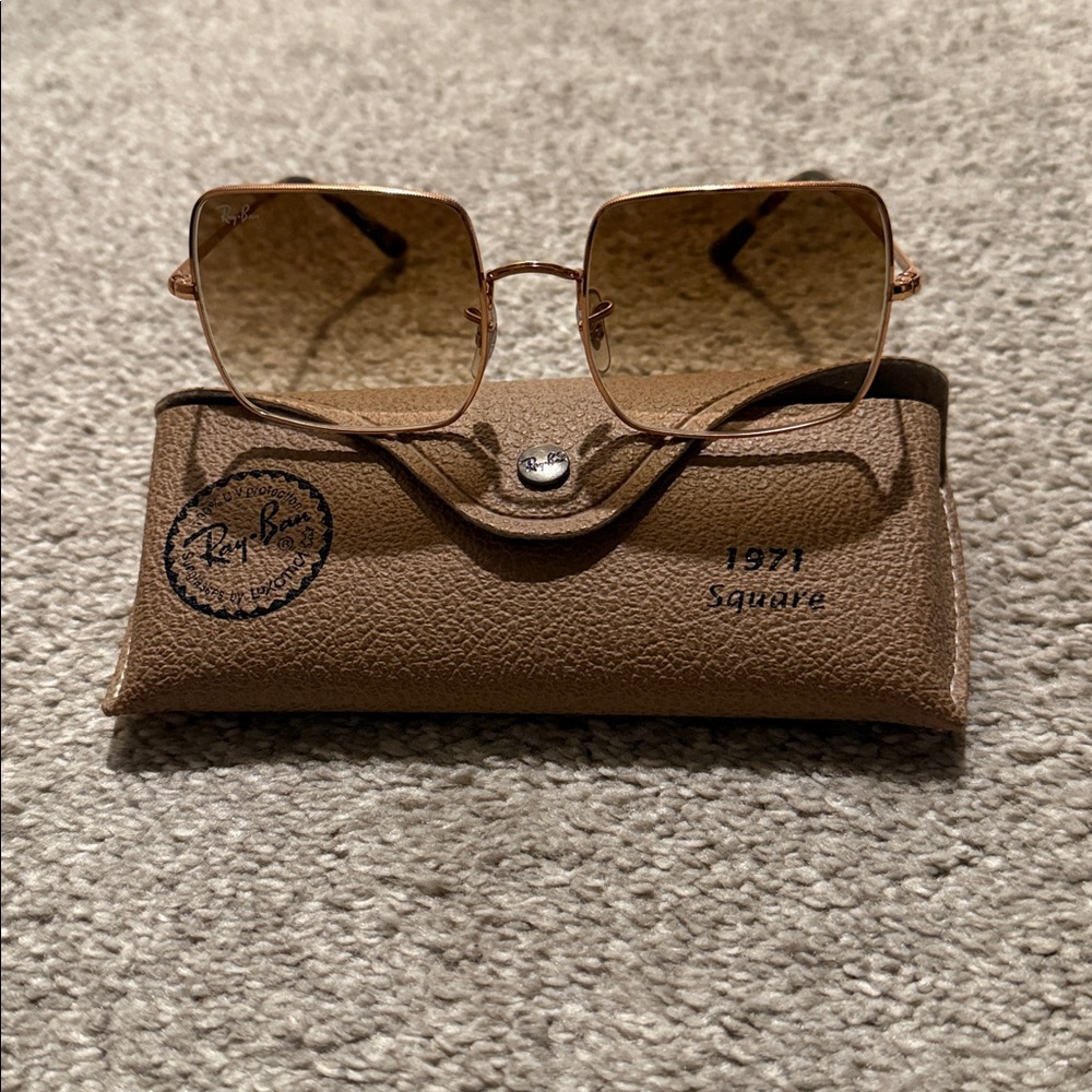 Ray-Ban Gold Frame Sunglasses with Brown Gradient Lenses